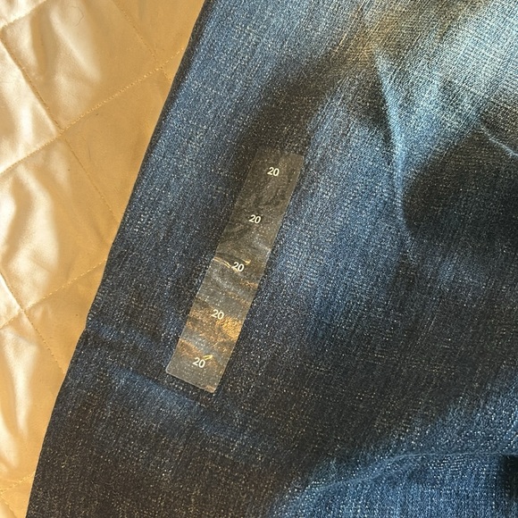 Melissa McCarthy Torrid Seven Jeans - Picture 5 of 6